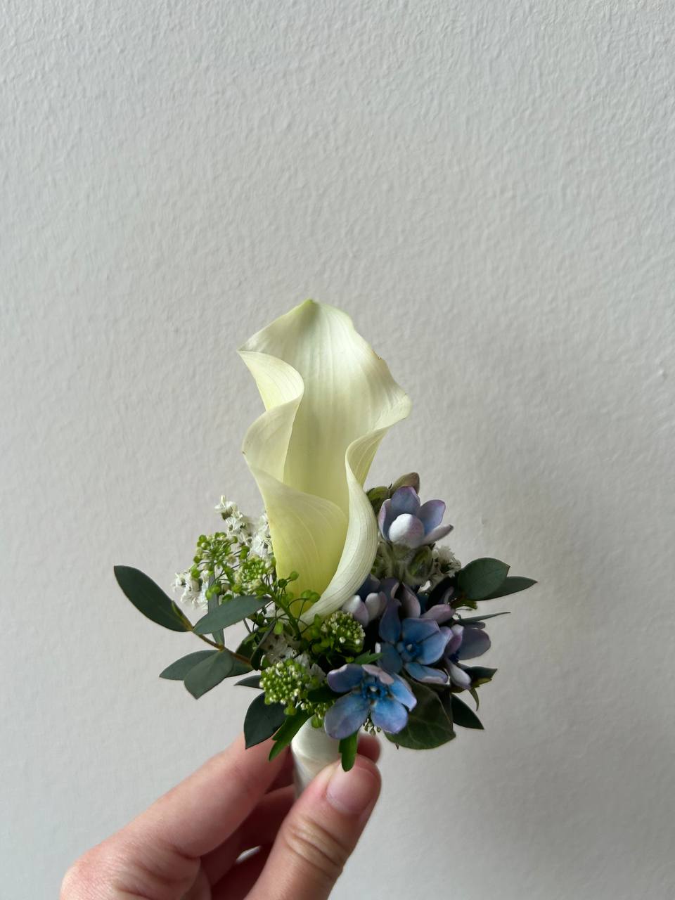 White Calla Lilies &amp; Tulips Bridal Bouquet (Fresh Flower)