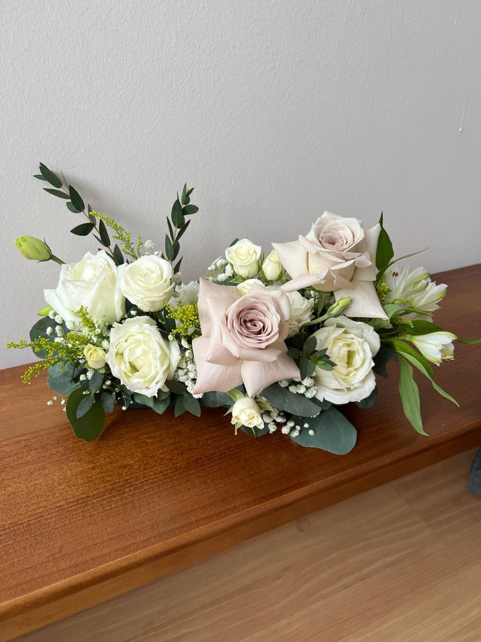 Long Low Table Centrepiece